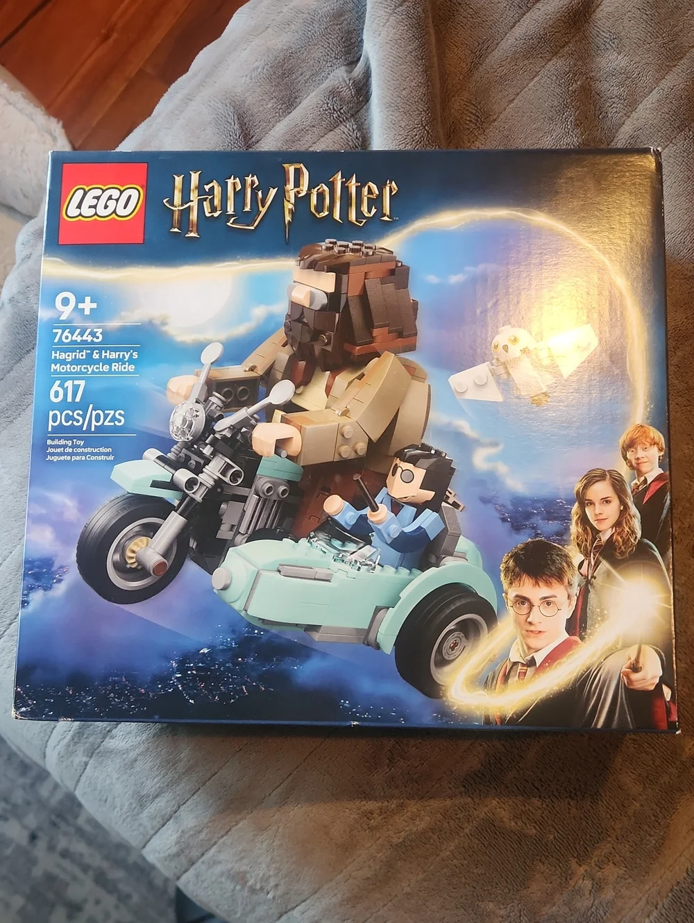 Lego Harry Potter Hagrid & Harry Motorcycle Ride - Light Blue, Tan, Black